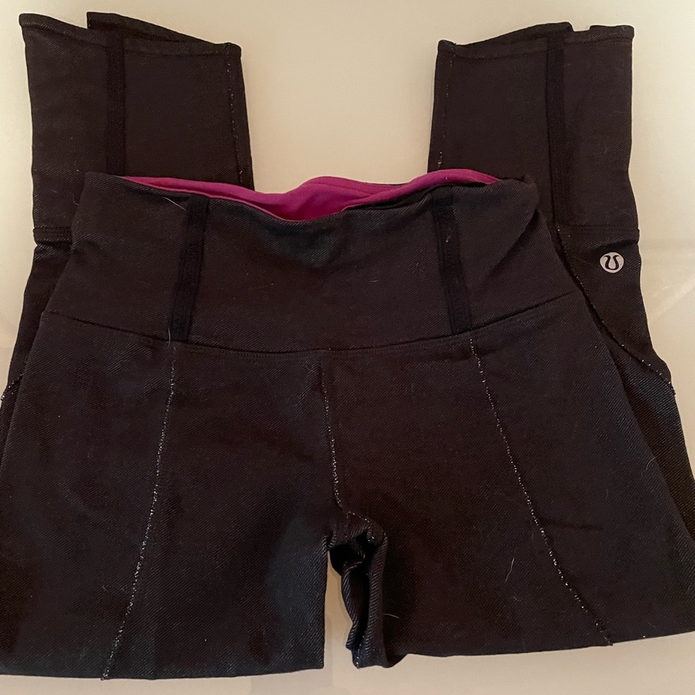Lululemon Button Capri size 2